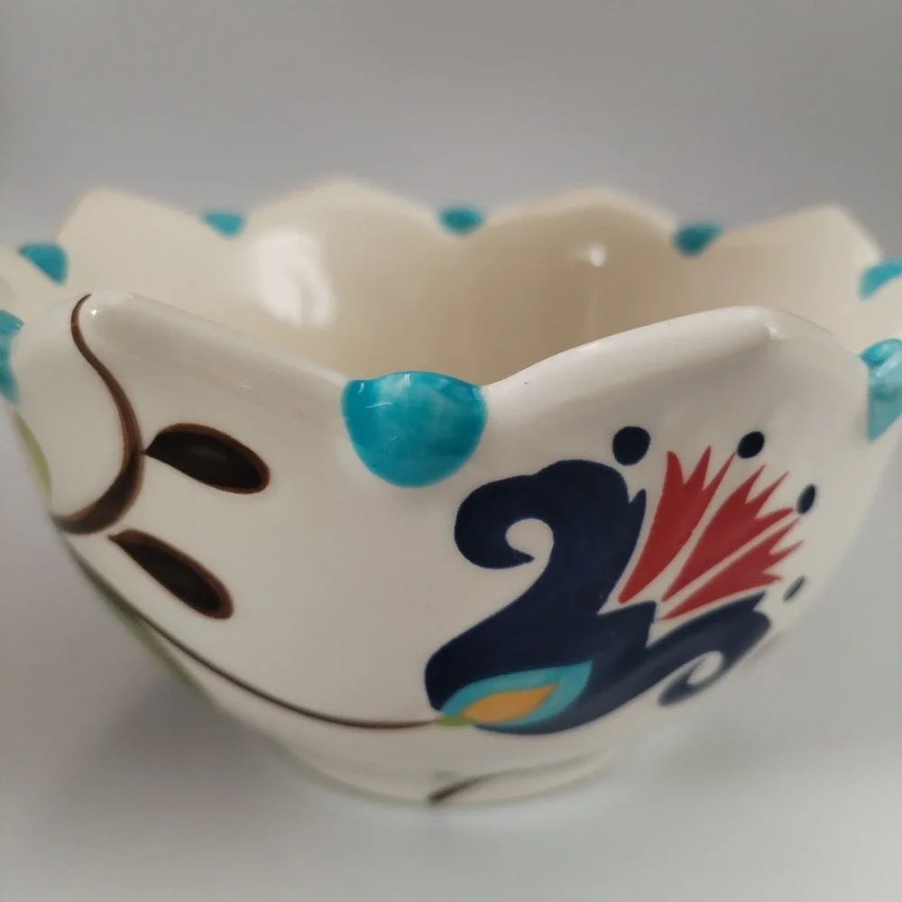 Vida by Eva Mendes for España JARDINE‎ Handcrafted Scalloped Floral Bowl 4.75